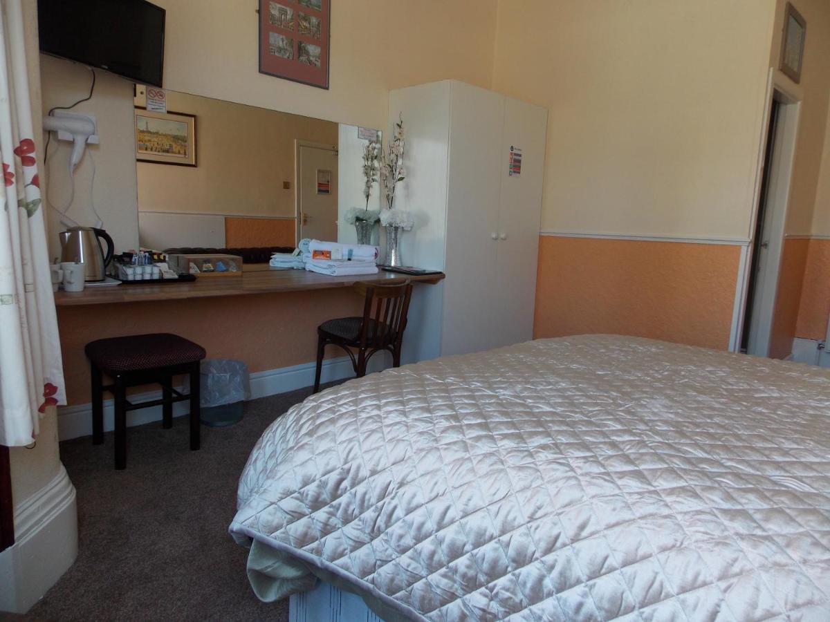 Topaz Guest house