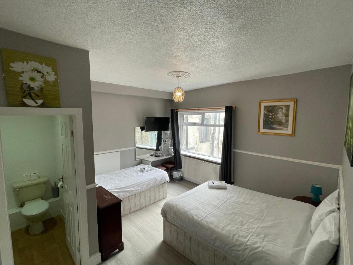 Topaz Guest house 3*